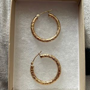 Small gold hoops.